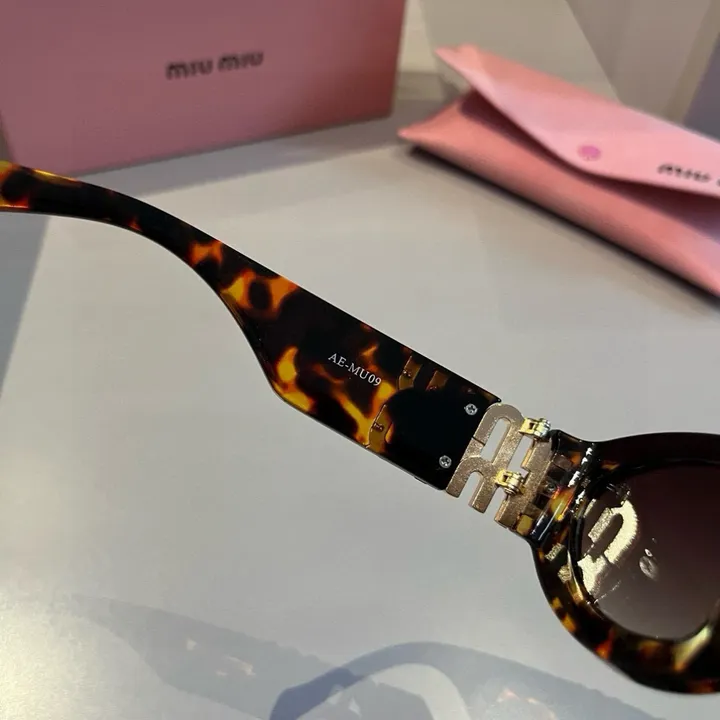 スーパーコピー ミュウミュウ サングラス