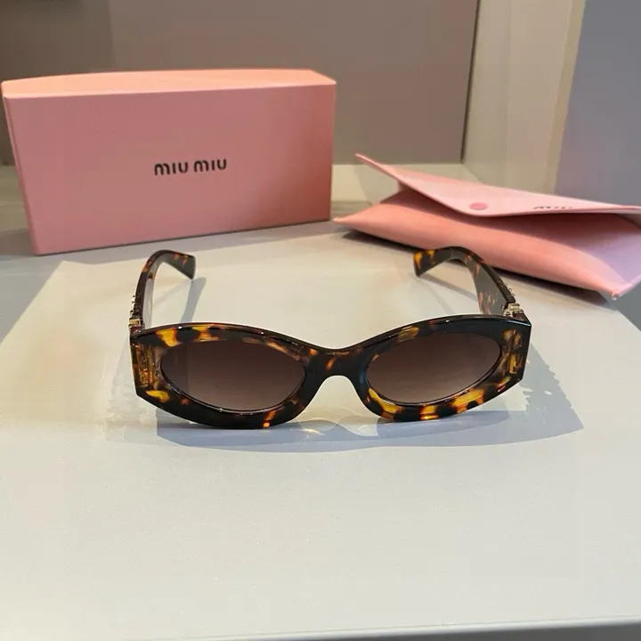 スーパーコピー ミュウミュウ サングラス