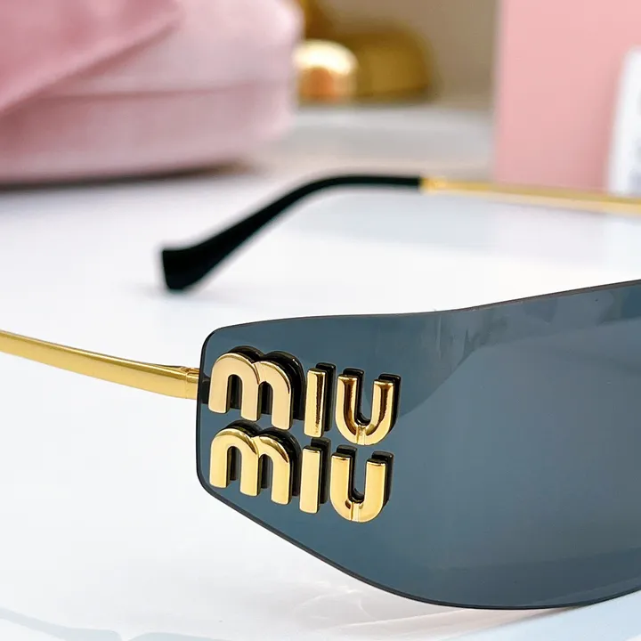 スーパーコピー ミュウミュウ サングラス