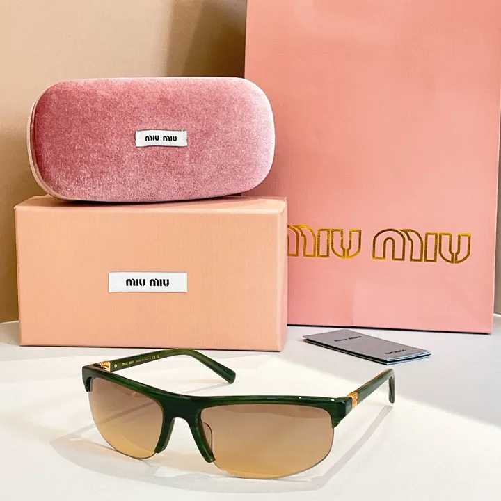 スーパーコピー ミュウミュウ サングラス