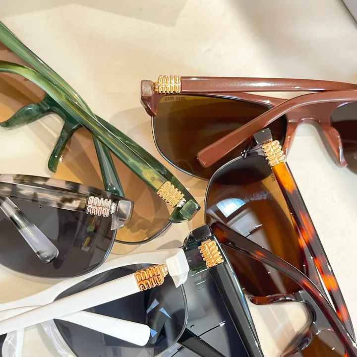 スーパーコピー ミュウミュウ サングラス