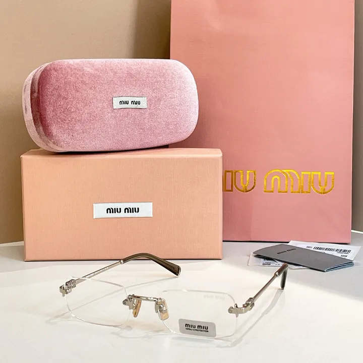 スーパーコピー ミュウミュウ サングラス