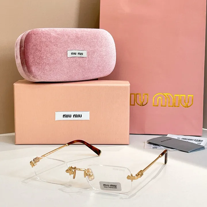 スーパーコピー ミュウミュウ サングラス