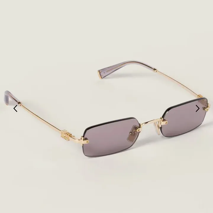 スーパーコピー ミュウミュウ サングラス