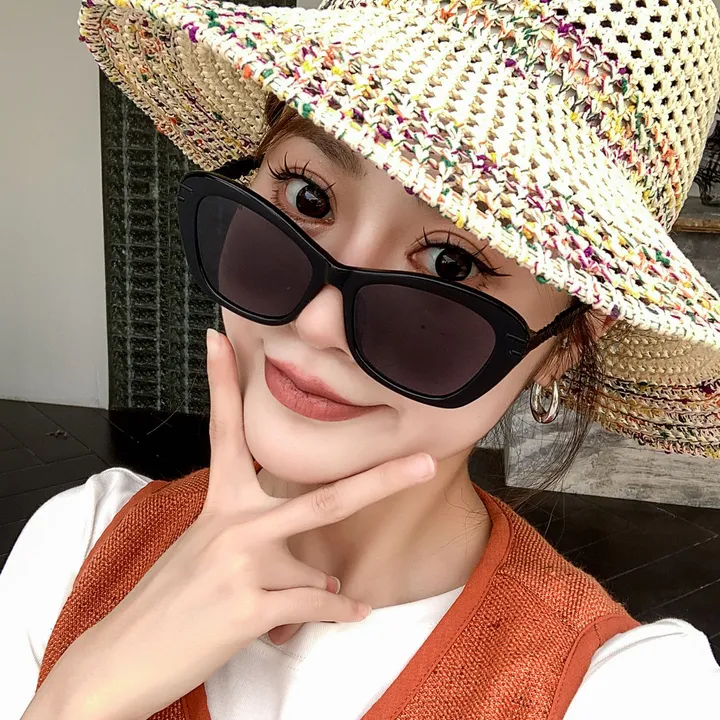 スーパーコピー ミュウミュウ サングラス