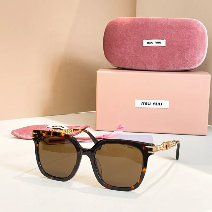 スーパーコピー ミュウミュウ サングラス