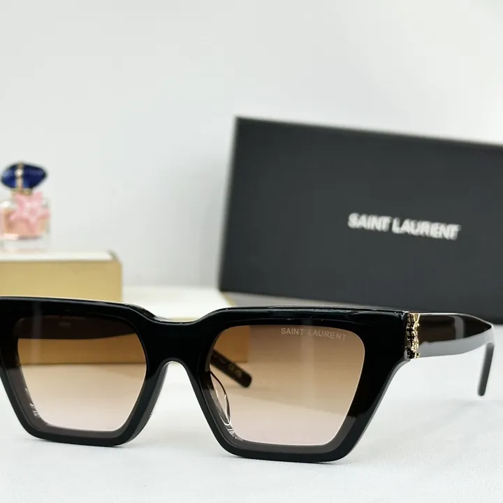 スーパーコピー ジバンシィ サングラス