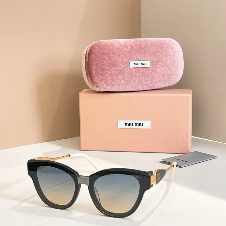 スーパーコピー ミュウミュウ サングラス