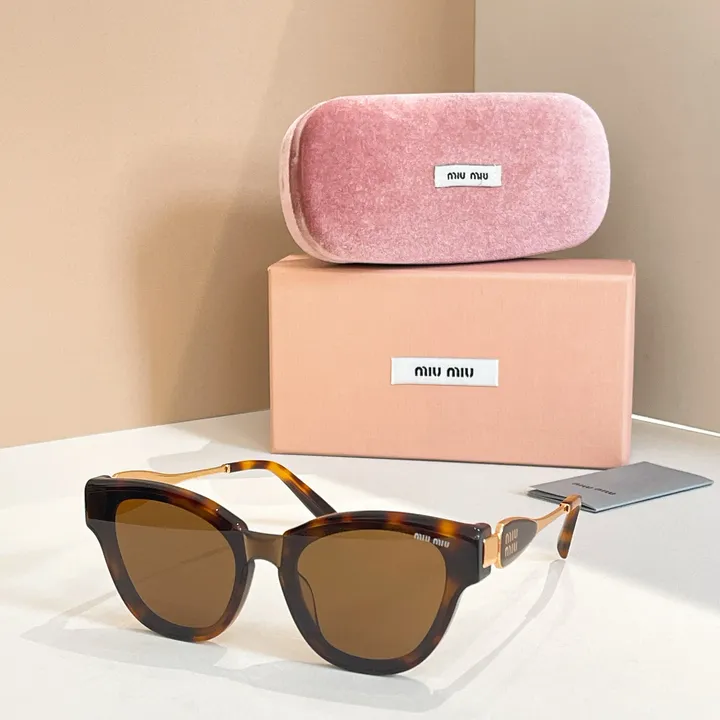 スーパーコピー ミュウミュウ サングラス