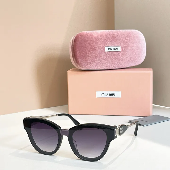 スーパーコピー ミュウミュウ サングラス