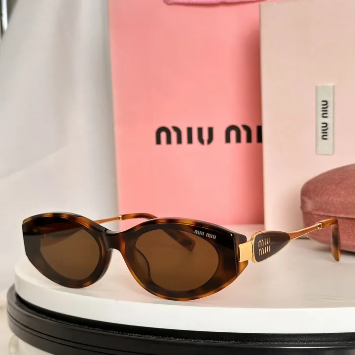 スーパーコピー ミュウミュウ サングラス