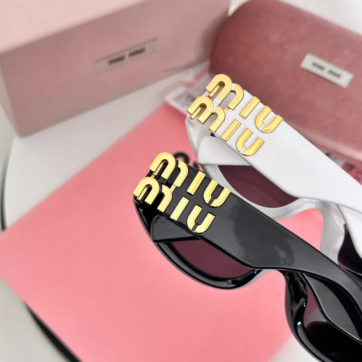 スーパーコピー ミュウミュウ サングラス