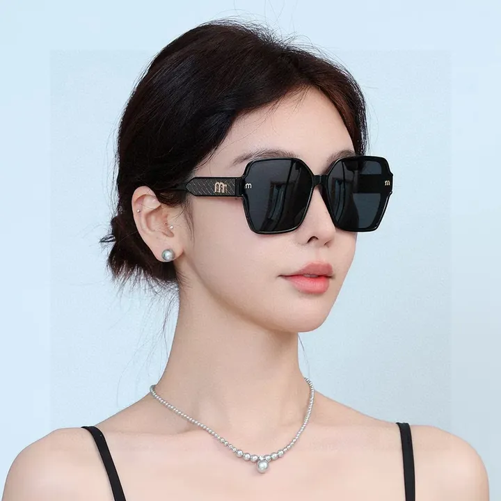 スーパーコピー ミュウミュウ サングラス