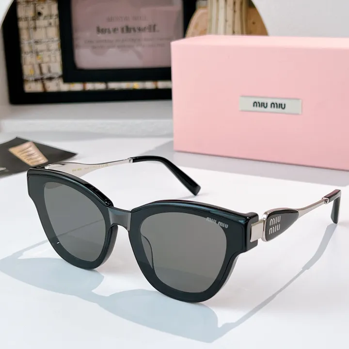 スーパーコピー ミュウミュウ サングラス