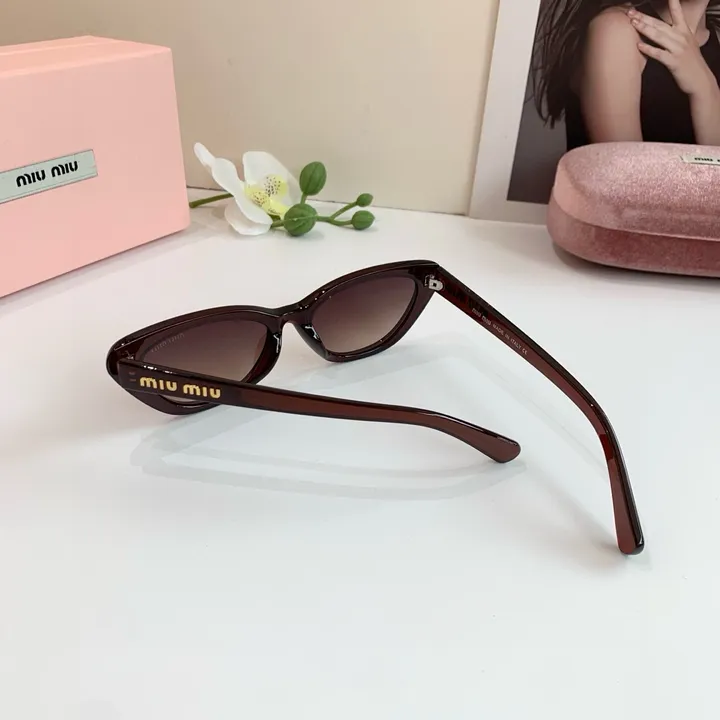 スーパーコピー ミュウミュウ サングラス