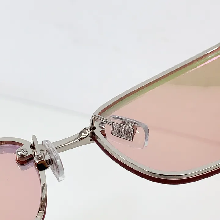 スーパーコピー ミュウミュウ サングラス