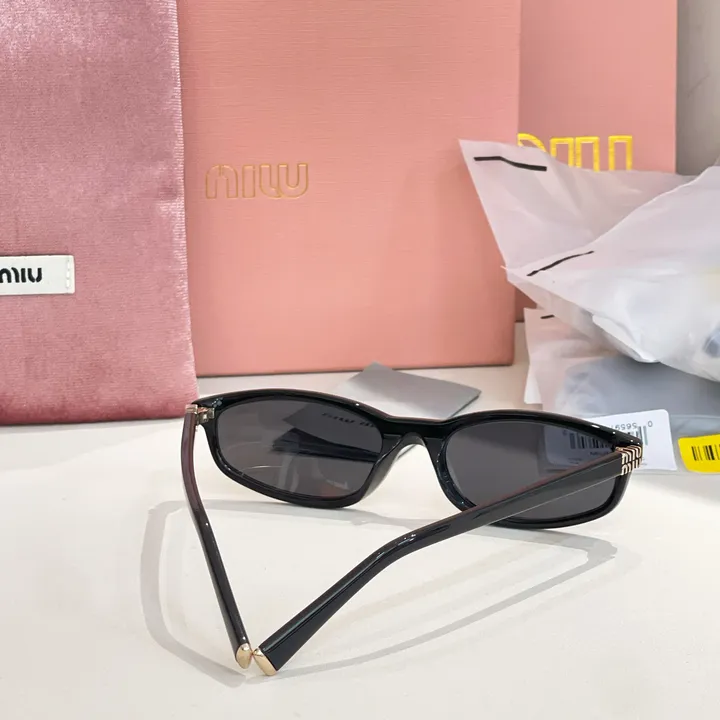 スーパーコピー ミュウミュウ サングラス