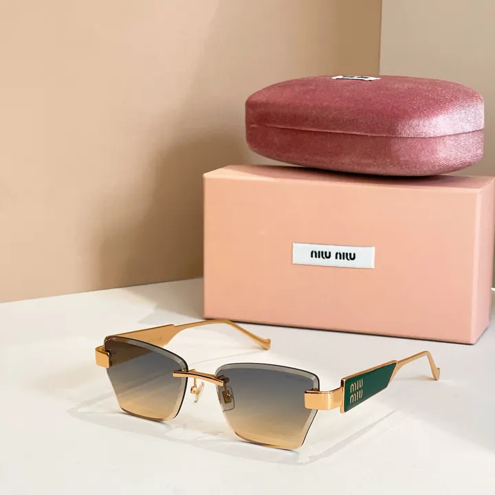 スーパーコピー ミュウミュウ サングラス