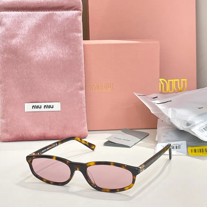 スーパーコピー ミュウミュウ サングラス