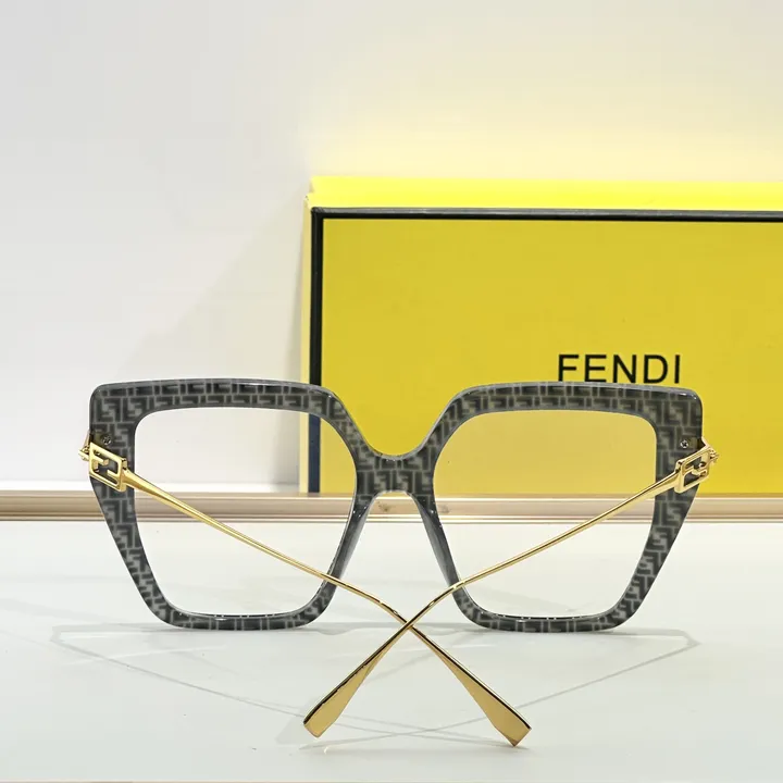 スーパーコピー フェンディ サングラス