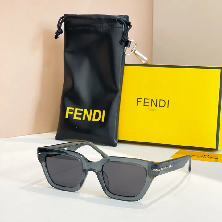 スーパーコピー フェンディ サングラス