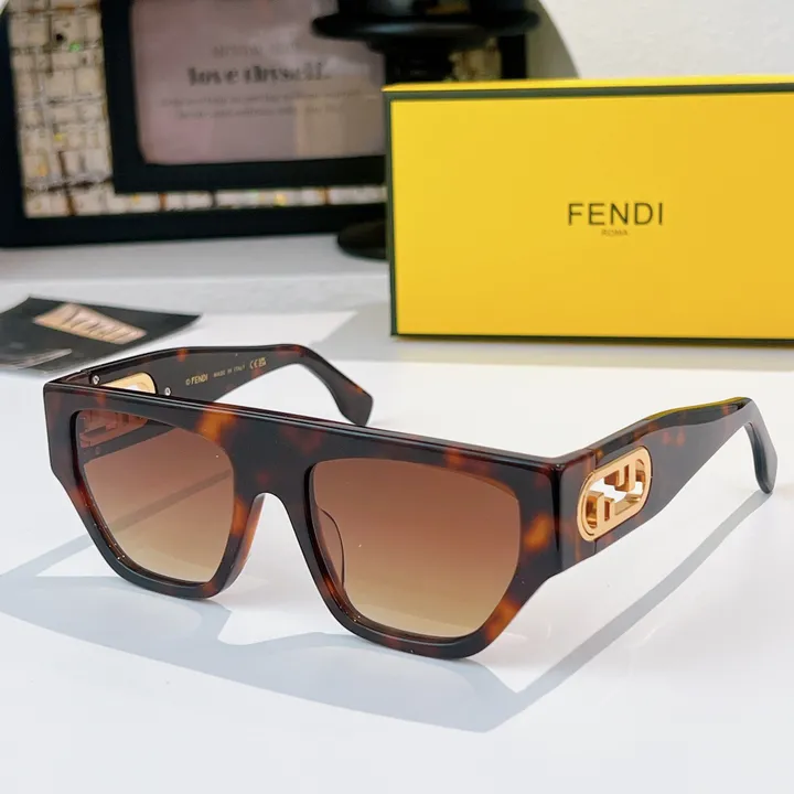 スーパーコピー フェンディ サングラス