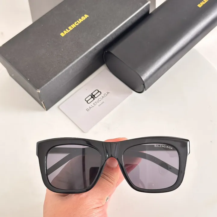 スーパーコピー バレンシアガ サングラス