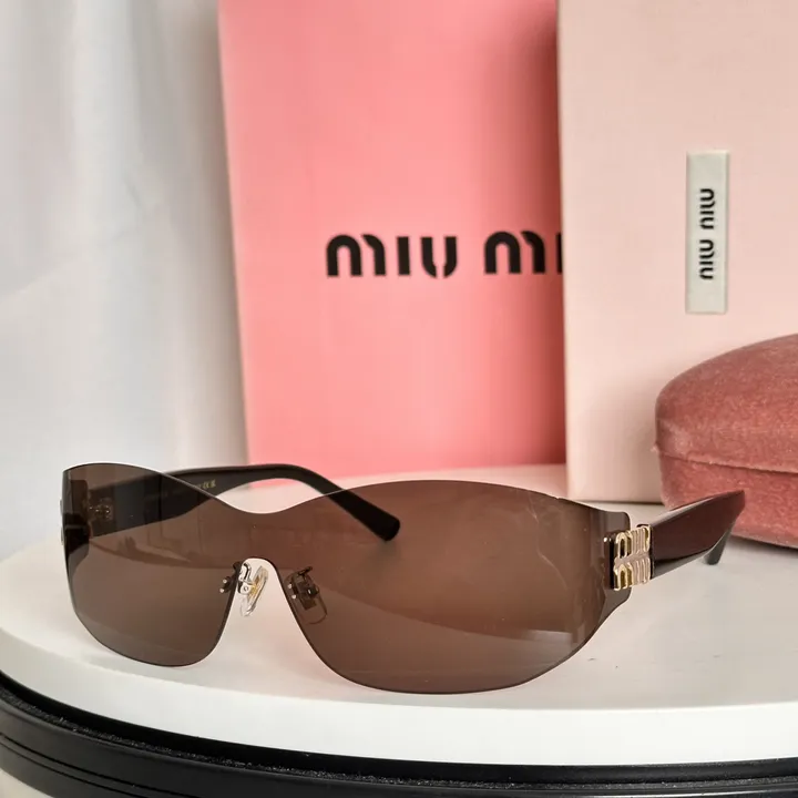 スーパーコピー ミュウミュウ サングラス