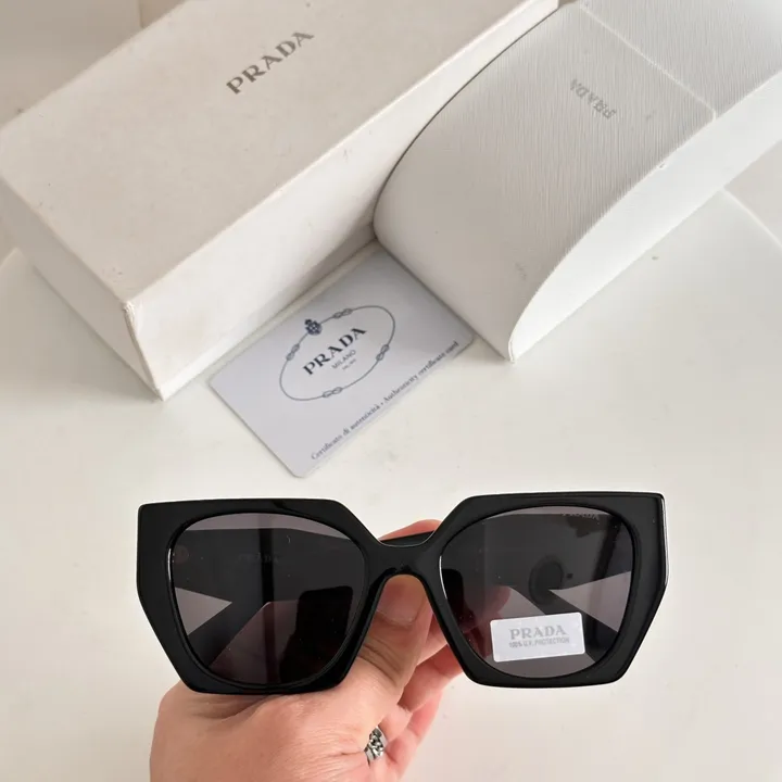 スーパーコピー プラダ サングラス