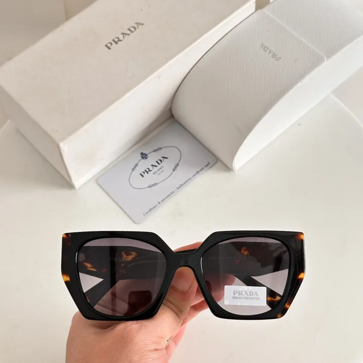 スーパーコピー プラダ サングラス