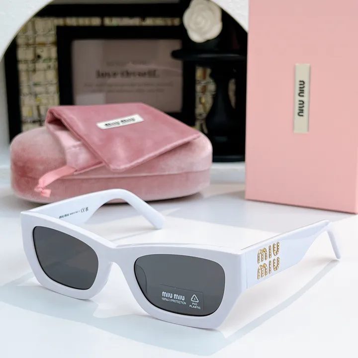 スーパーコピー ミュウミュウ サングラス