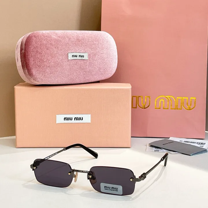 スーパーコピー ミュウミュウ サングラス