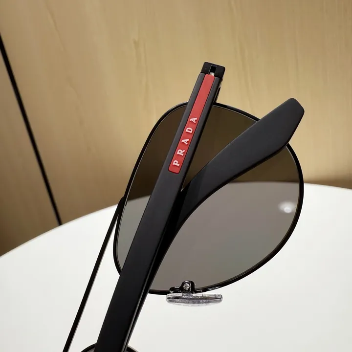 スーパーコピー プラダ サングラス