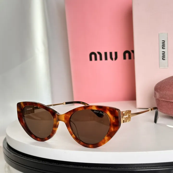 スーパーコピー ミュウミュウ サングラス