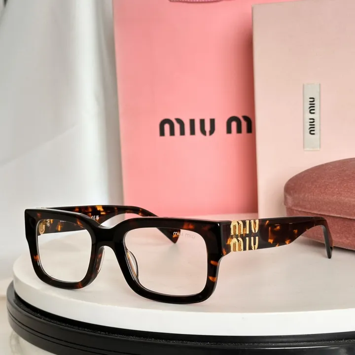 スーパーコピー ミュウミュウ サングラス