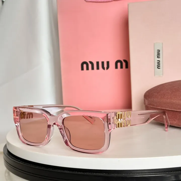 スーパーコピー ミュウミュウ サングラス
