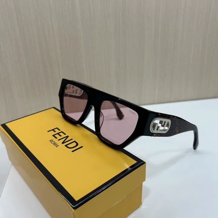 スーパーコピー フェンディ サングラス