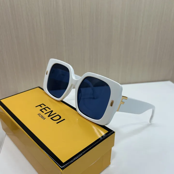 スーパーコピー フェンディ サングラス