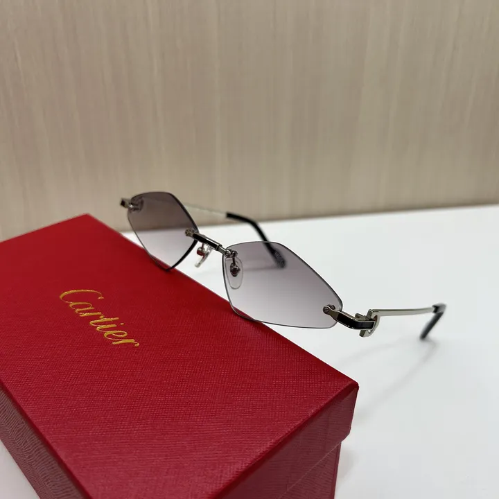スーパーコピー カルティエ サングラス