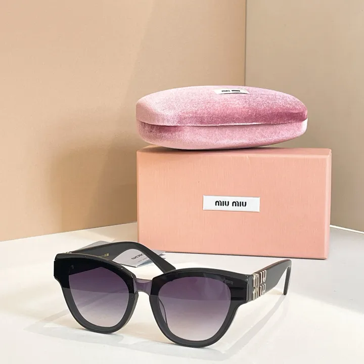 スーパーコピー ミュウミュウ サングラス