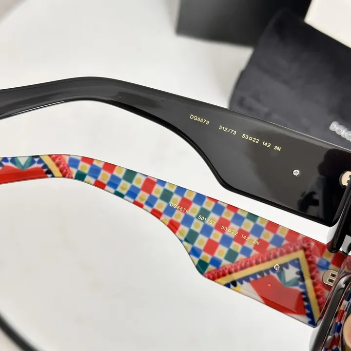 スーパーコピー ミュウミュウ サングラス