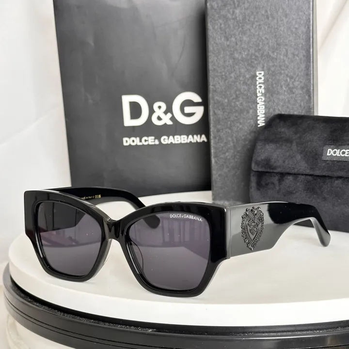 スーパーコピー ミュウミュウ サングラス