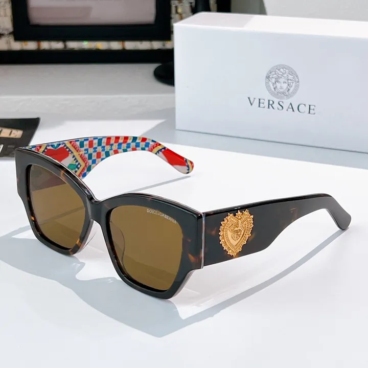 スーパーコピー ミュウミュウ サングラス