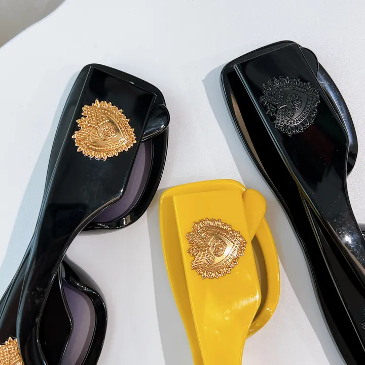 スーパーコピー ミュウミュウ サングラス