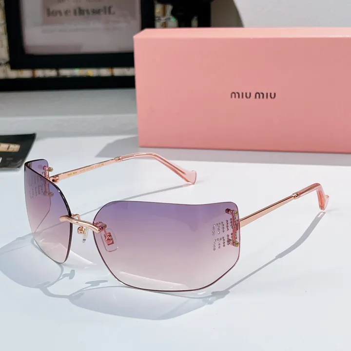 スーパーコピー ミュウミュウ サングラス