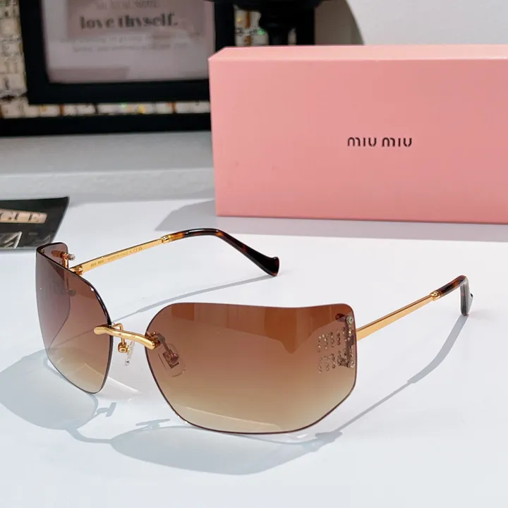スーパーコピー ミュウミュウ サングラス
