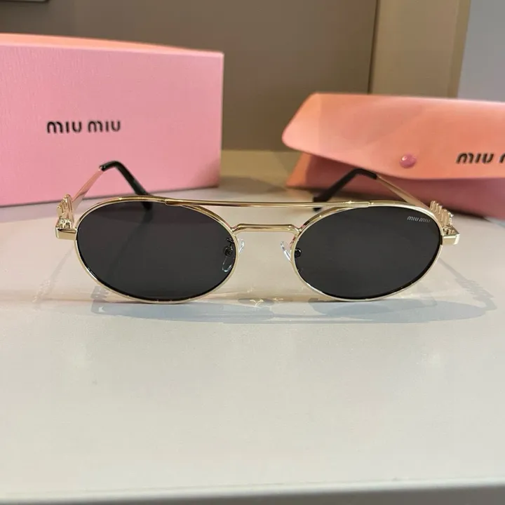 スーパーコピー ミュウミュウ サングラス