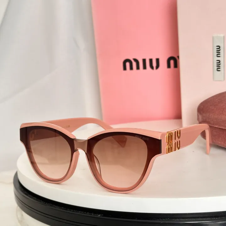 スーパーコピー ミュウミュウ サングラス