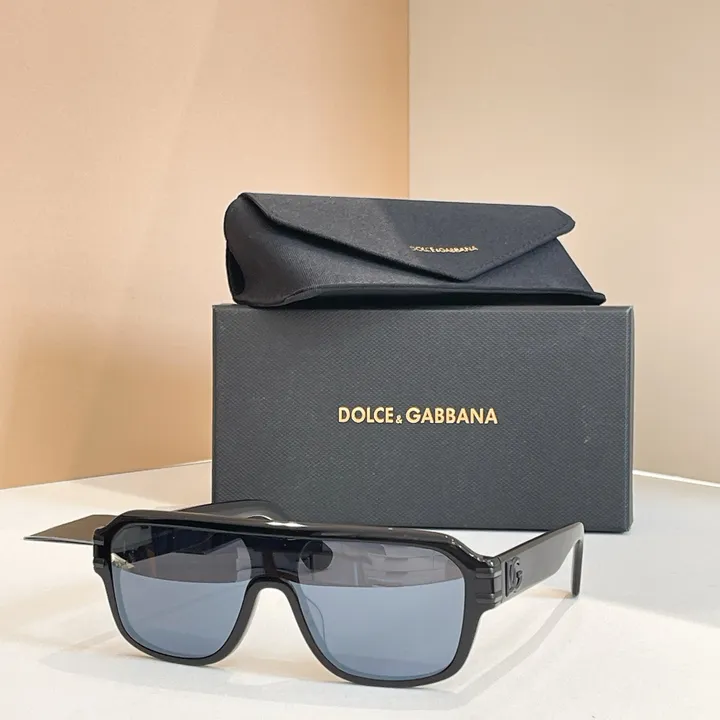 スーパーコピー ミュウミュウ サングラス