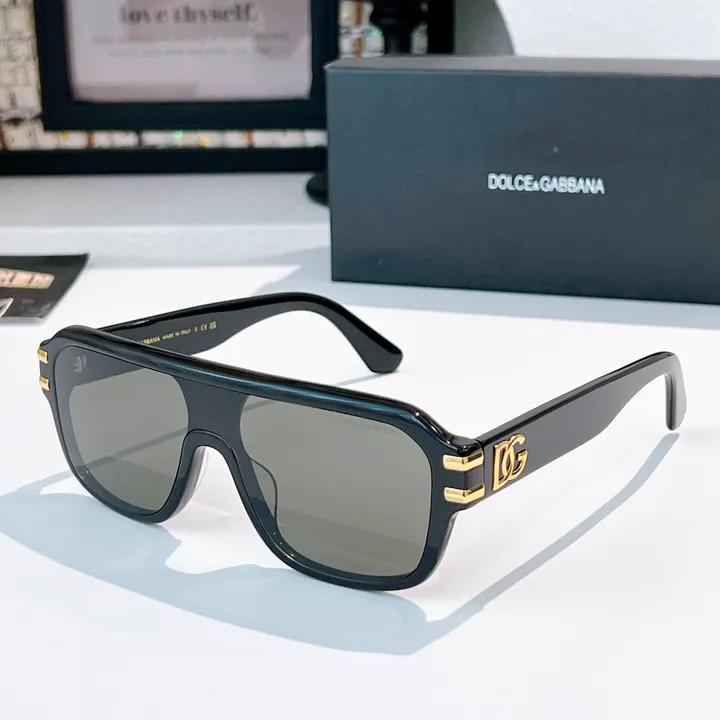 スーパーコピー ミュウミュウ サングラス